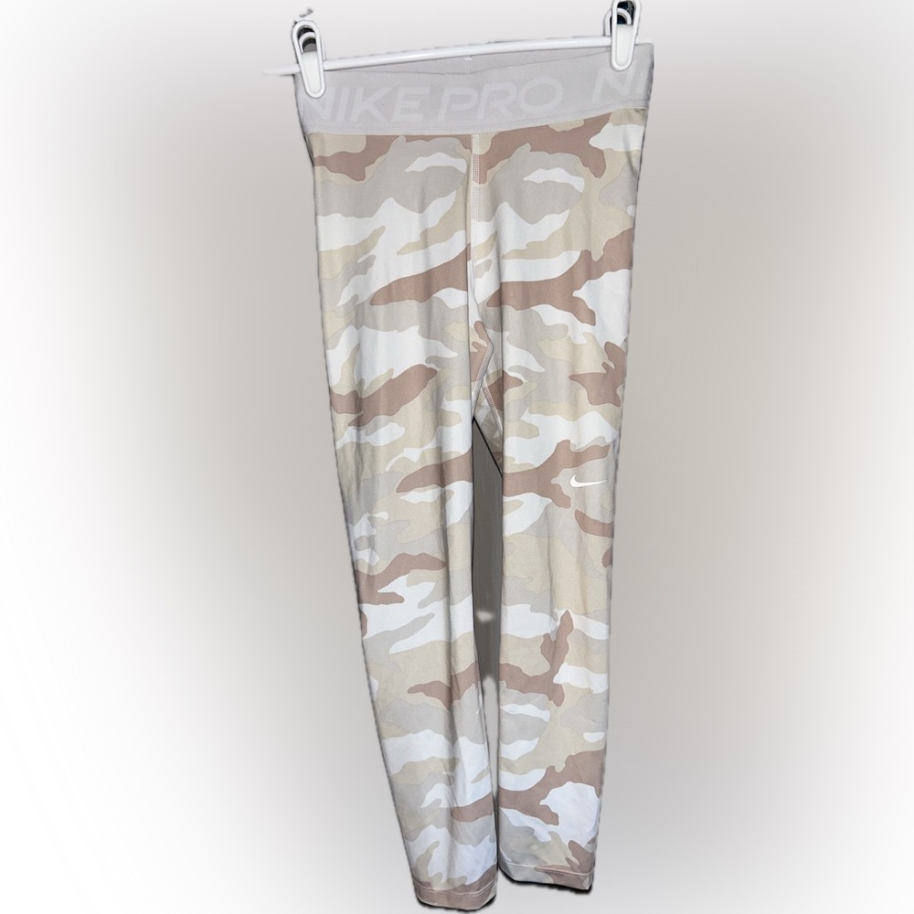 Nike Camo Leggings